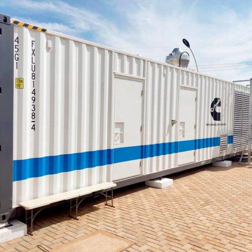 Usina Hidrelétrica FURNAS – Araporã/MG – 300 kW – Container com Tecnologia Célula Combustível