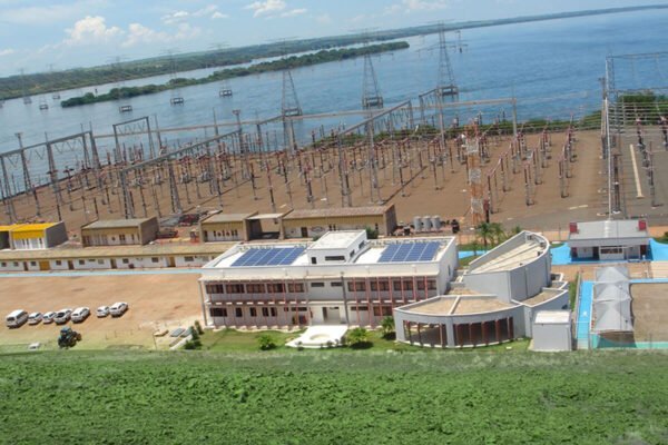 Usina Hidrelétrica CESP – Ilha Solteira/SP – 20 kWp – Estrutura Fixa em Telhado Metálico