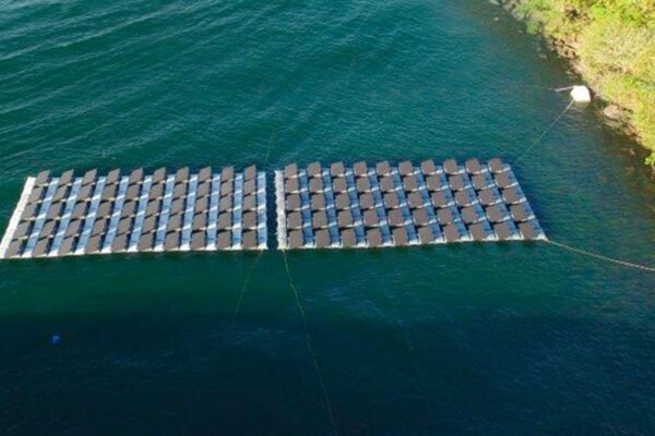 Usina Hidrelétrica CESP – Porto Primavera/SP – 25 kWp – Estrutura Flutuante Fixa