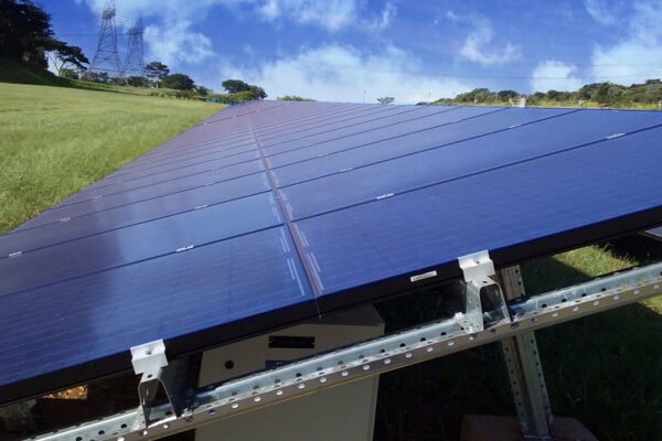Usina Hidrelétrica CESP – Porto Primavera/SP – 250 kWp – Estrutura fixa com módulos monocristalinos