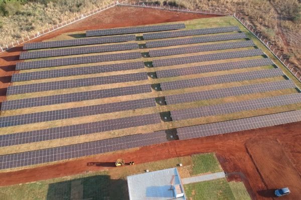 Usina Hidrelétrica FURNAS – Araporã/MG – 800 kWp – Estrutura Fixa