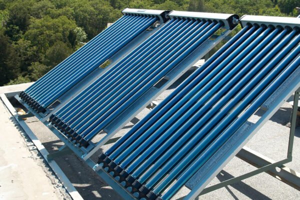 Usina Hidrelétrica CESP – Ilha Solteira/SP – Aquecimento Solar em Laje Fixa